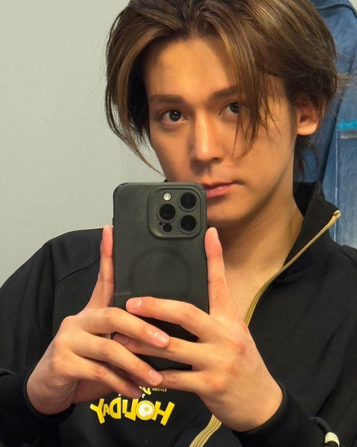 WEST.小瀧望が爆イケ自撮りショット公開でファン歓喜！！