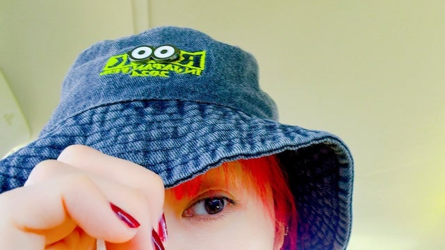 国民的アニソン歌手が久々のフェスに登場！衝撃の髪色に「ピンク髪かわいいいい」