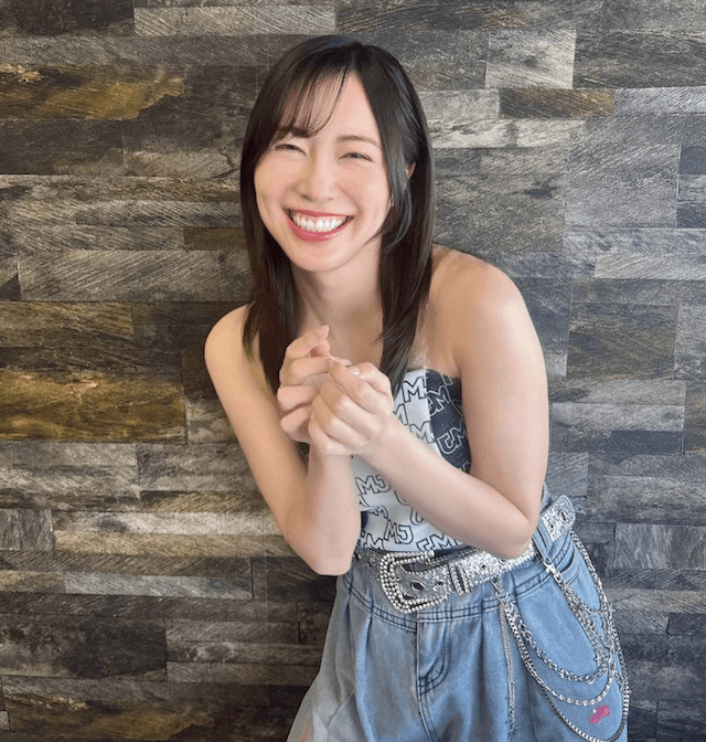 松井珠理奈、ボートレース連投の舞台裏ショットに反響「元気な笑顔」