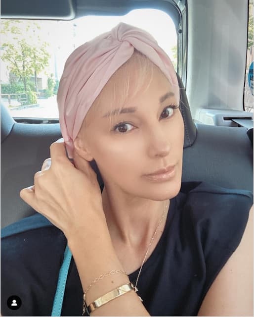 梅宮アンナがインスタライブを告知