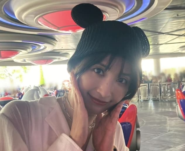 「夏休みした日」山崎真実がディズニーでのオフショットを披露！