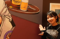 檜山沙耶、「エビスと荒木飛呂彦」展に感激！ファンも大興奮