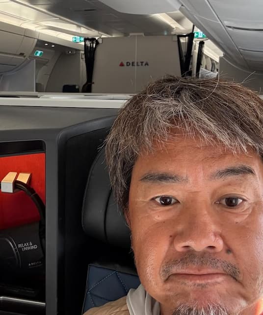 藤田寛之、VISA取得のため日本へ『この投稿多いけど飛行機で暇だから（笑）』