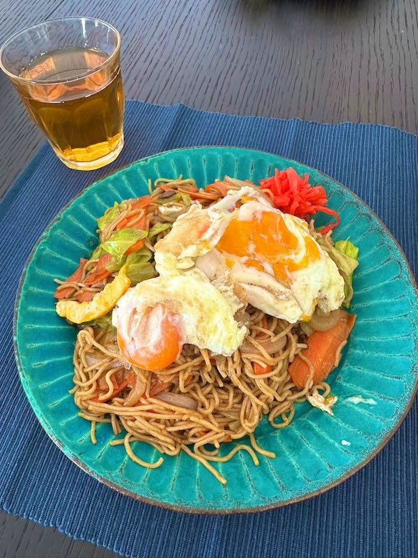 杉谷拳士が手作り男飯を披露！崩れた見た目にファンからは優しいアドバイス