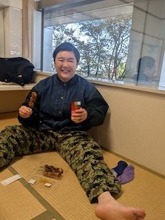 「ある意味究極の贅沢…」人気芸人 満面の笑みでの幸せ満載ショットにいいね続々