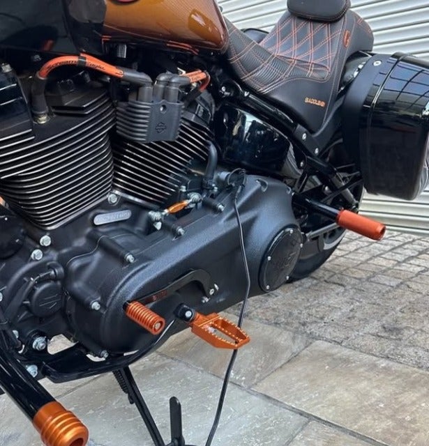 魔裟斗が愛車のハーレーをおしゃれにカスタム！