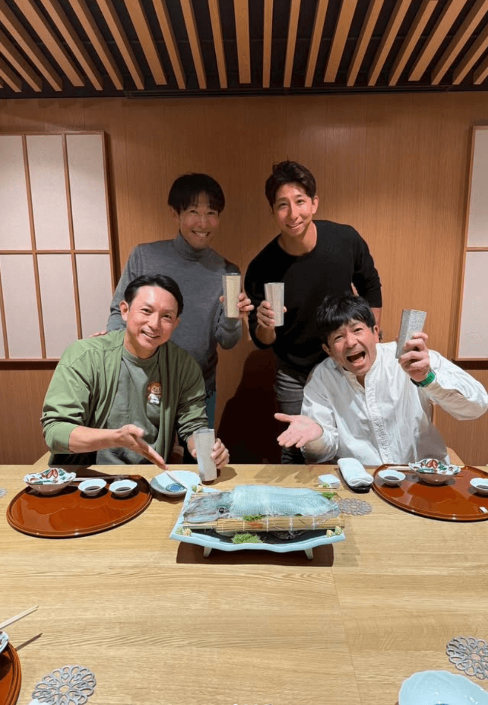 松田宣浩、川﨑宗則らとの食事会を報告「熱男いただきました」