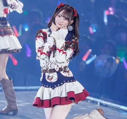 「等身すごすぎる」まるで〇〇!? ≠ME 谷崎早耶の全身ショットが大好評！