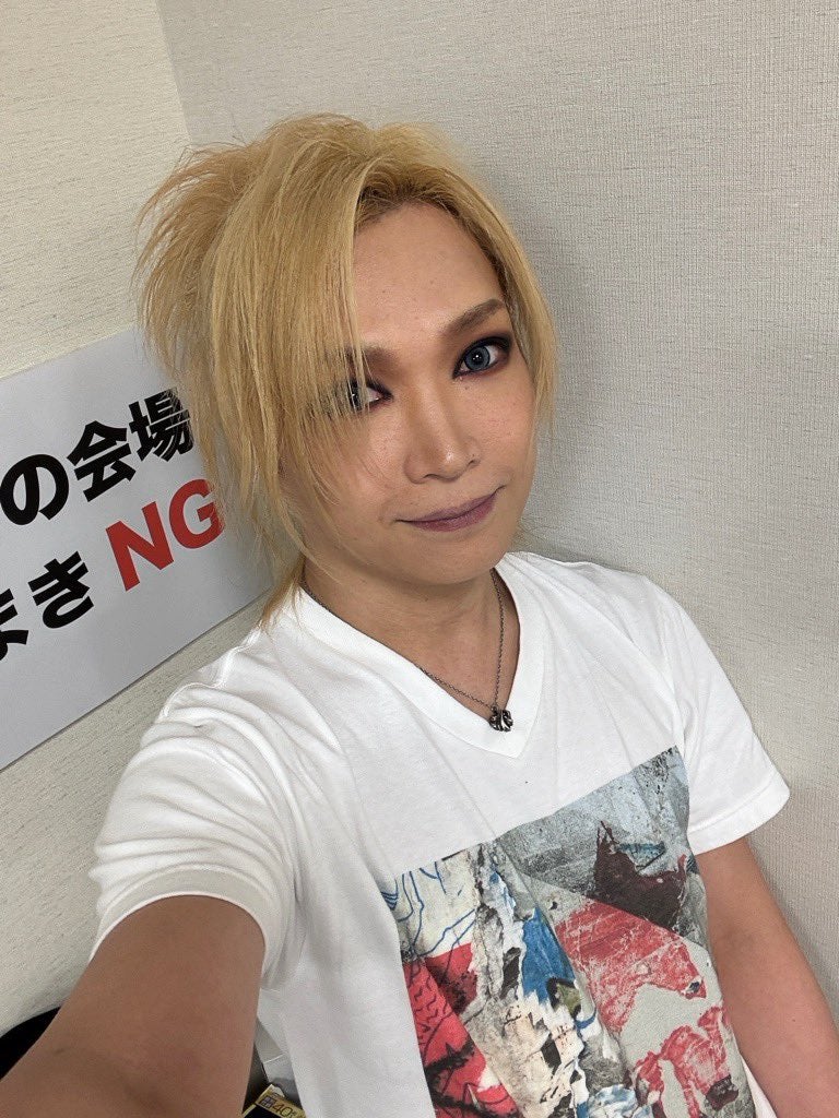 鬼龍院翔がゴールデンボンバー全国ツアー、大阪公演2日目の終了を報告！