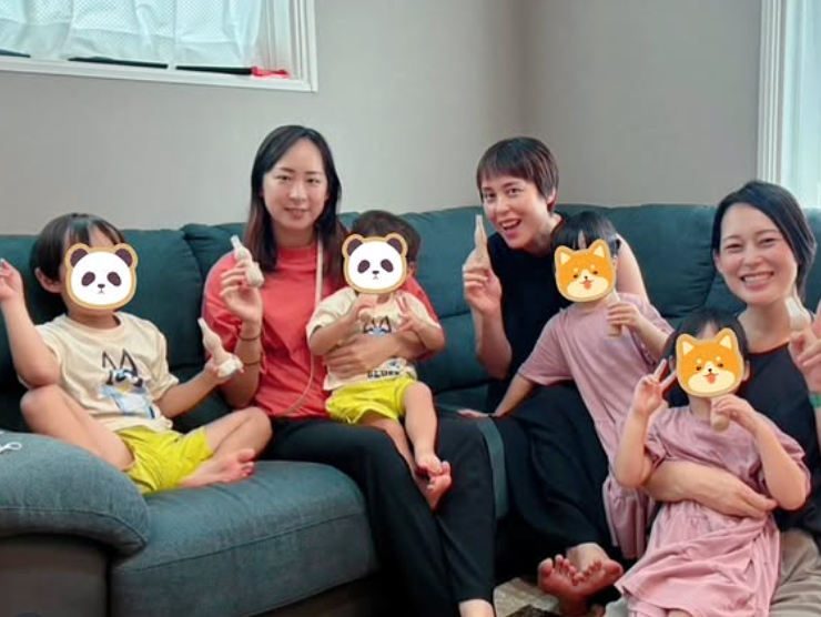 子どもたちと笑顔のひととき　元バレー日本代表・大山加奈が仲良し家族と幸せな週末