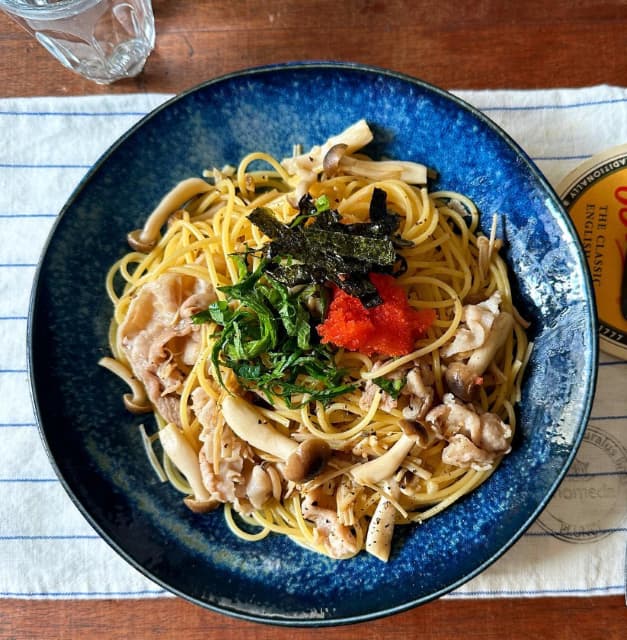 出汁醤油＋バターが抜群！料理家 山本ゆりの【きのこと豚バラの出汁醤油スパゲティ】