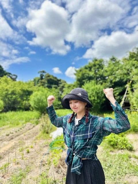 「梅雨どこ行った？？」元AAA・伊藤千晃、可愛すぎる