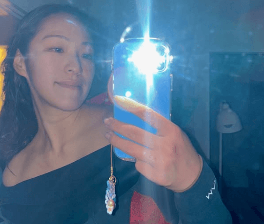 人気美女プロサーファー、”お風呂・ハリマチショット”を披露しファンガッツポーズ！「ロック可愛いよ」