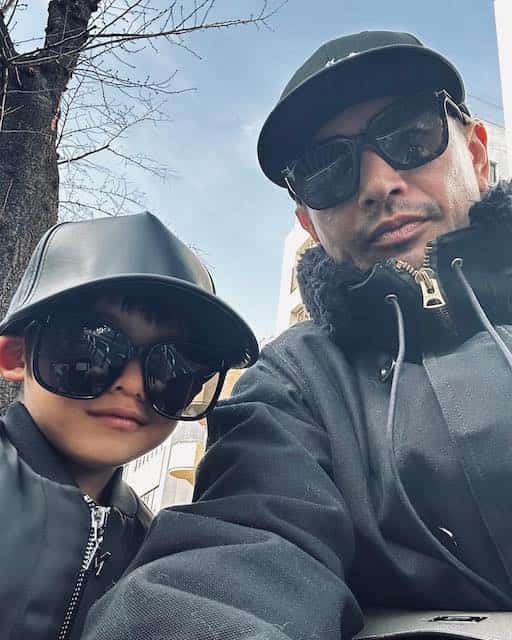 「カワヨイねー。。」魔裟斗が息子との可愛すぎる2ショット写真を投稿👀