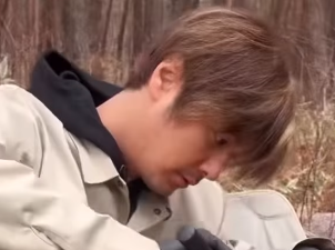 「おしゃれ料理すぎる…」速水もこみち、キャンプ飯動画を公開！映像美と手際にファンうっとり