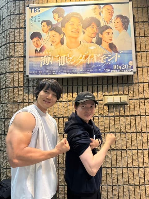 「ビビるほど似ていませんでした！」神木隆之介と似ていると噂のマッチョ芸人が本人との2ショットを投稿