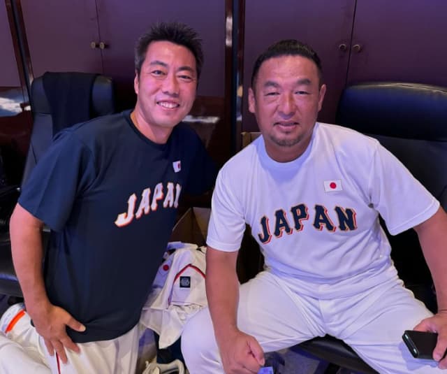 元プロ野球選手 上原浩治 松中信彦 と2ショット！「三冠王‼️ 平成でただ１人👏」