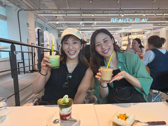 美人姉妹ショットが話題に！女子レスリング 須﨑優衣、インスタ「Coffee Time」のスマイルに注目！