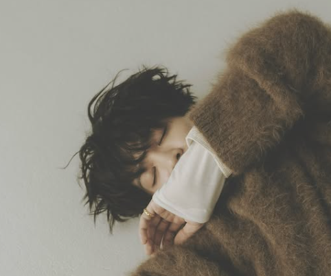 松島聡の雰囲気抜群モデルショットに目が離せない！「最高」「その目に吸い込まれそう、、、」