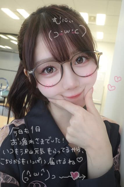 「むにぃ」イコラブ 大谷映美里のメッセージ入りショットにファン「せかいいちすき」