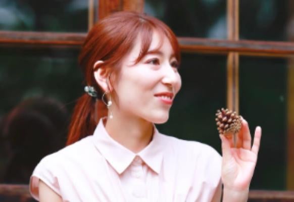 テレビ北海道アナウンサー・中村秋季乃、6月に向けて準備中！番組撮影の合間に“映え”ソロショットも披露