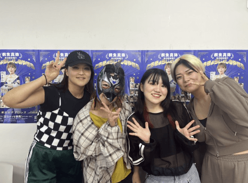 東京女子プロレス 凍雅、サイン会に感謝のメッセージ！ファンは到着を心待ちに