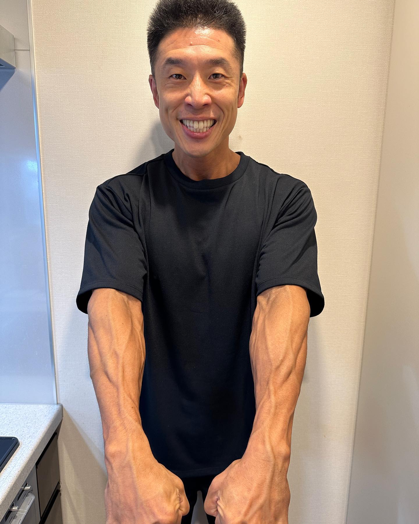 大会直前の身体の調子を公開したなかやまきんに君💪ファンから多くの応援コメント✨