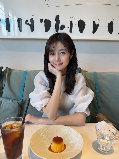 「やっぱ水色とかブルー系が似合う」杉浦みずきアナのオフショットにファンからコメント続々