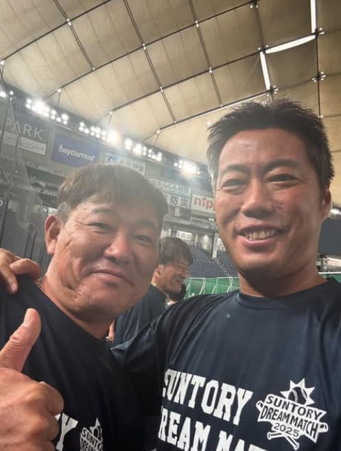 上原浩治、嫌いなバッターベスト3に入ったあの天才打者とのツーショットを披露！