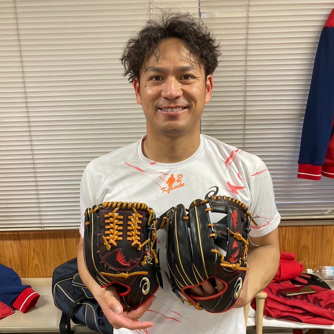田中広輔が”昇り鯉”のグラブで今季さらなる活躍へ🔥