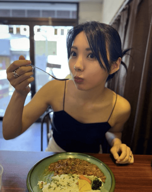 東京女子プロレス 難波小百合、Xでカレーを楽しむ姿を投稿！「🍛‼️」