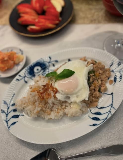 山口もえがのんびりおうちご飯を投稿！