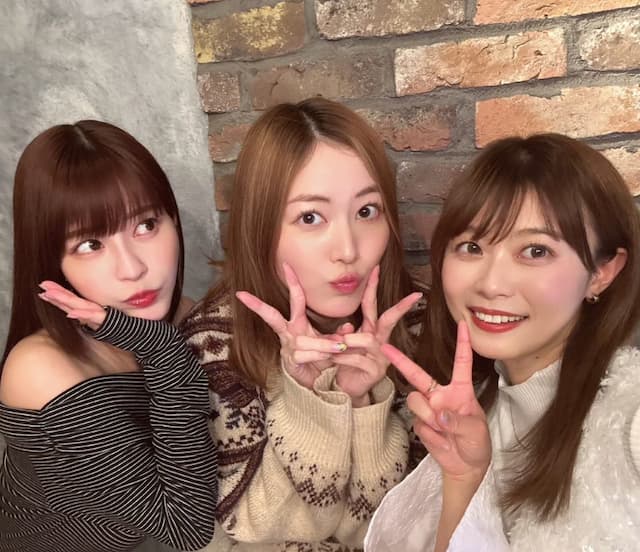 「ビジュ最強だよ」松井珠理奈、“綺麗で可愛いお姉さんたちとのランチ”オフショット公開！