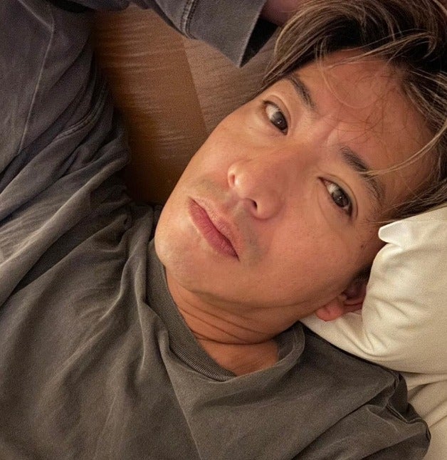 50歳、木村拓哉の寝起きショットが「イケメンすぎる」と大反響🌟