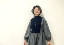 香坂みゆき、華やかなワンピース姿を披露！「今日のお衣装」