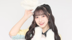 AKB48の橋本陽菜が25歳の誕生日生写真のアザーカットを公開