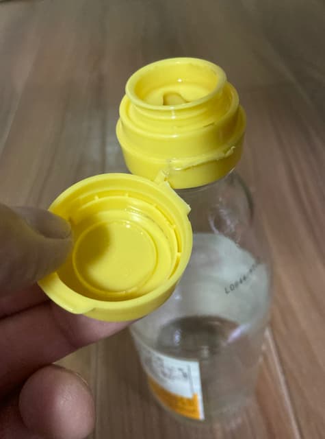 「簡単に外れます！」ゴミ清掃員芸人・マシンガンズ滝沢がびんの蓋の取り方を伝授！