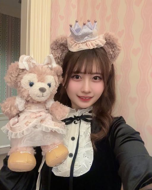 インフルエンサー佐藤かれん、