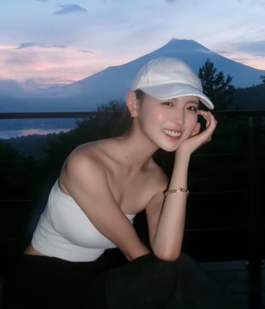 大瀧沙羅が絶景&美人なショットを披露にファンうっとり！