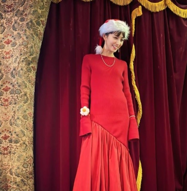 安田美沙子がミュージカル「Blue SANTA CLAUS」のゲストとしてサンタに！