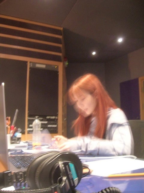 幾田りら、ロンドンの名門スタジオで英語版楽曲をレコーディング