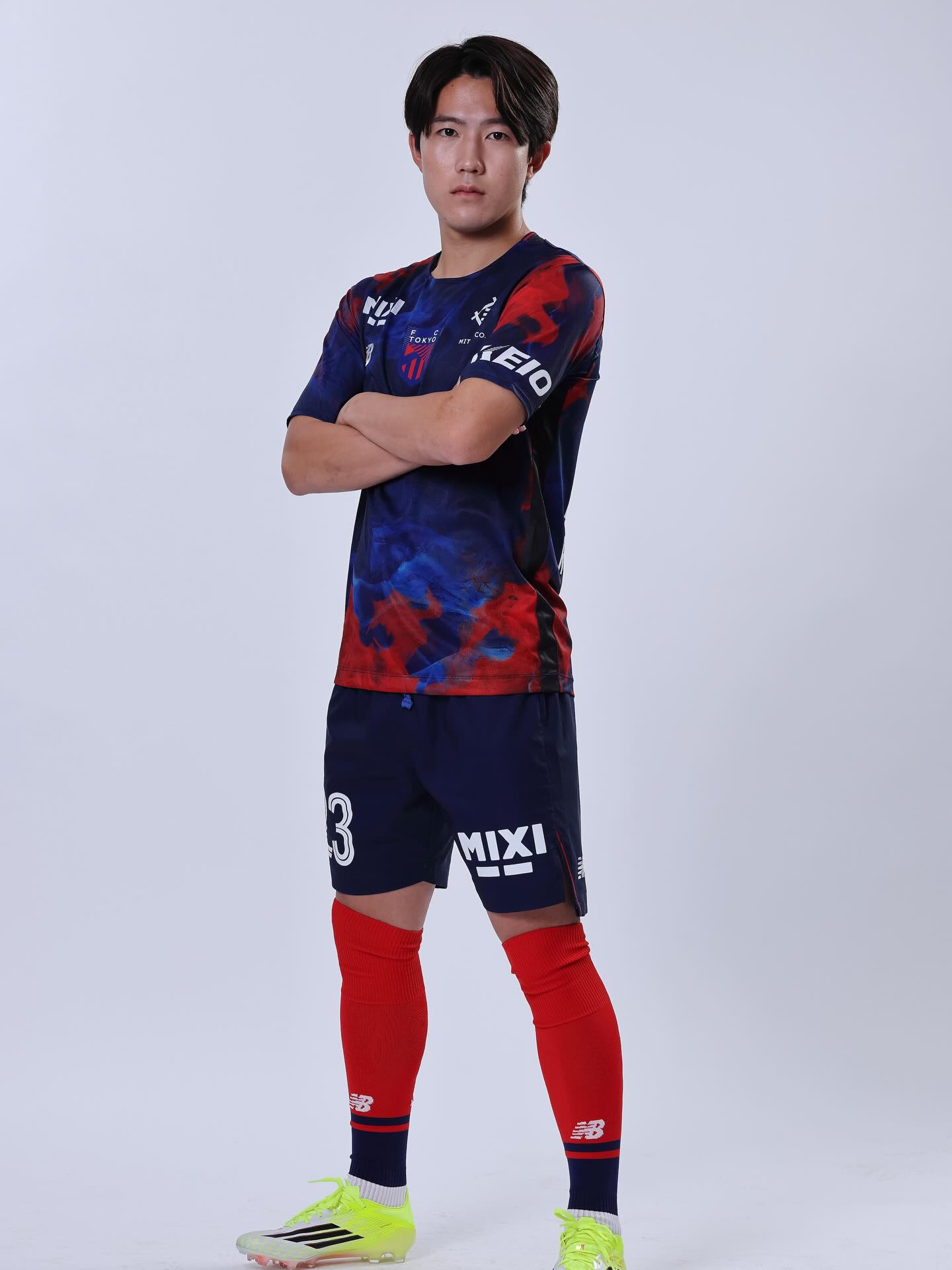 若きMFの真っすぐな眼差し　佐藤龍之介、背番号23の決意