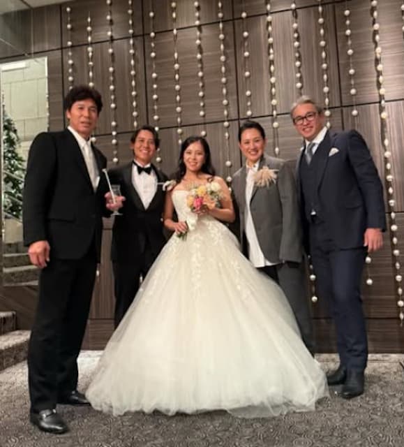 五十嵐亮太が祝福！秋山さんの次女・真凜ちゃんの結婚式で笑顔のコメント