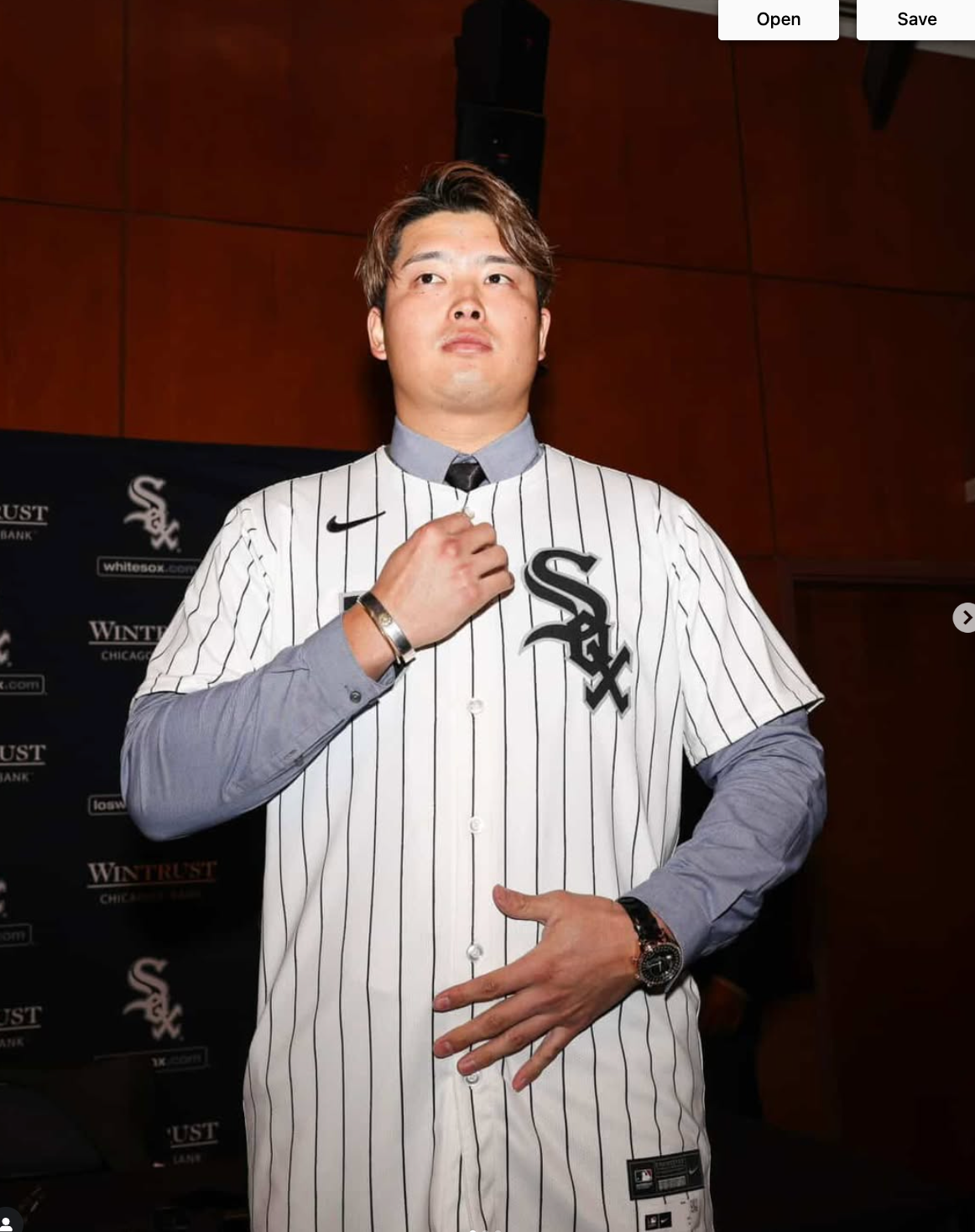 村上宗隆、ホワイトソックス姿に驚きの声　“まさかの一枚”が話題に