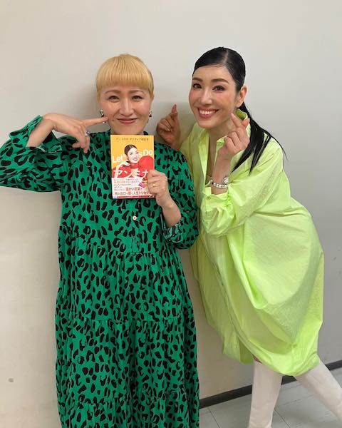 丸山桂里奈 服の色やエナジーがそっくりのアンミカに「これからもずっとだいすきな人です😊😊😊」