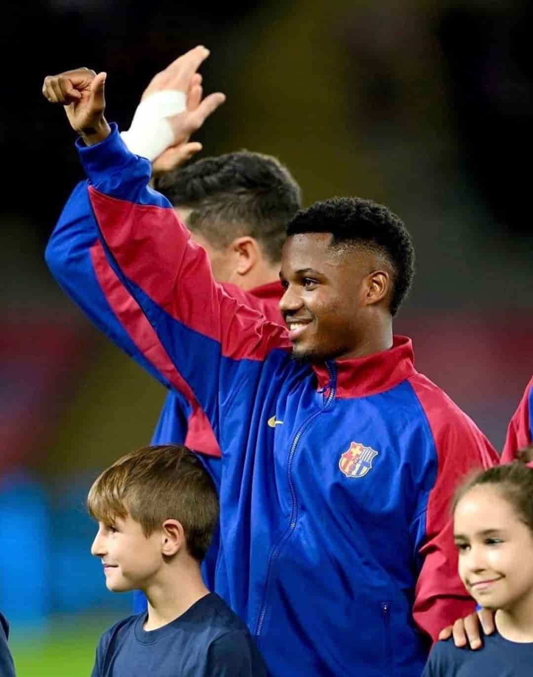 バルセロナ、アンス・ファティの移籍を再検討中