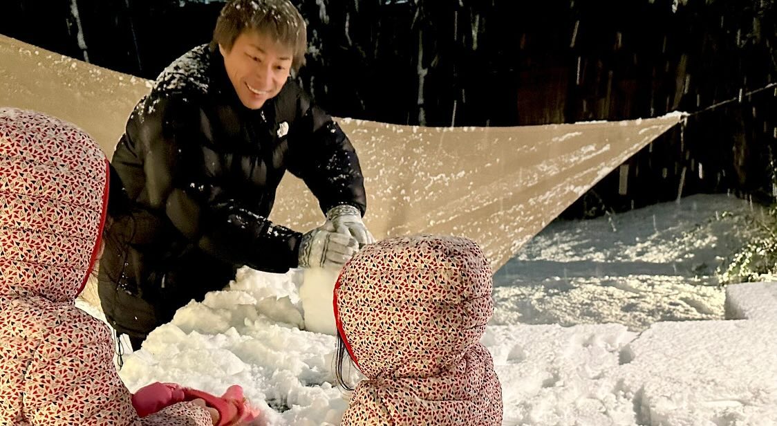 田村淳 子どもと初めての雪だるまづくり⛄️