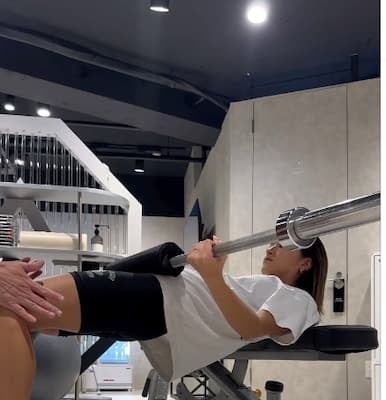 みちょぱがパーソナルトレーニングの様子を投稿！引き締まった体型にファン反応