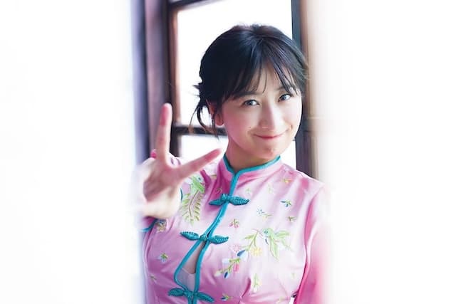 人気グラドル榎原依那がデビュー1年記念を報告！「ソワソワしてた」と心境を吐露