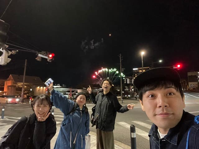 男性芸人の頭から花火が!?”奇跡の瞬間”なショットが話題に